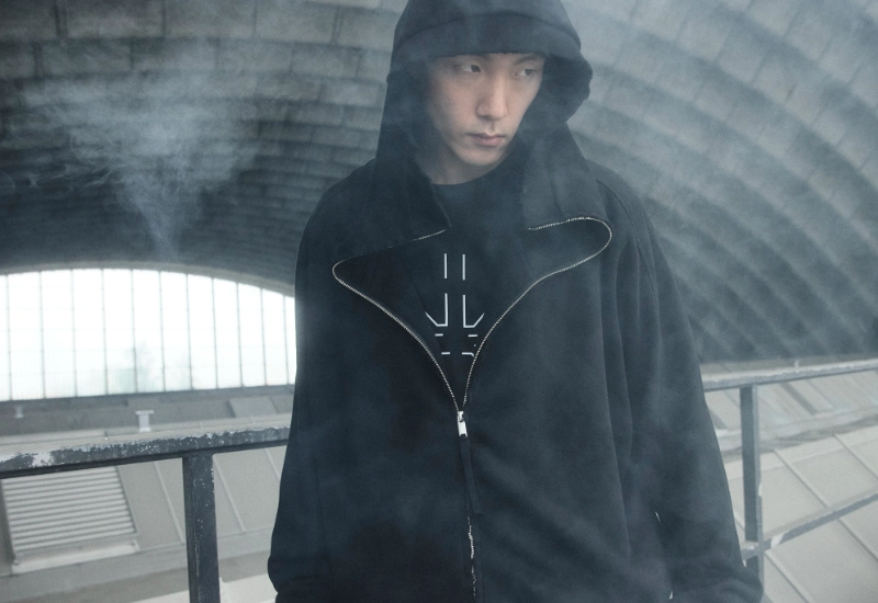 mode Thom Krom homme chez mono-krom.com